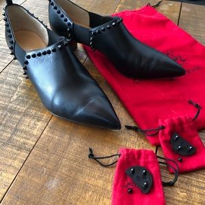 Louboutin kitten heel shoes